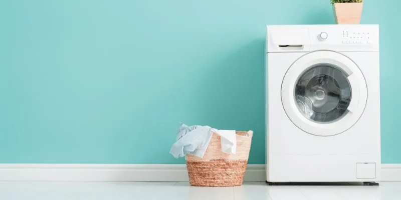 Kiểm tra van xả của máy giặt khi máy giặt không xả nước